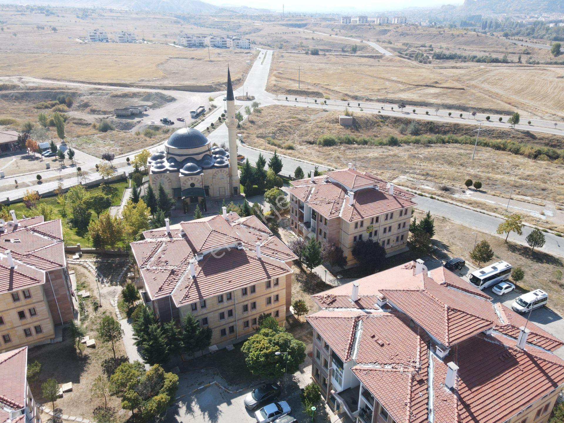 Şanlıbaba Emlak'tan Ürgüp Toki Bloklarında Satılık Daire — fotoğraf 32