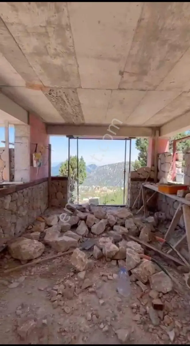 Antalya Geyikbayırında 529 M² Arsada %85 Tamamlanmış Taş Villa — fotoğraf 14