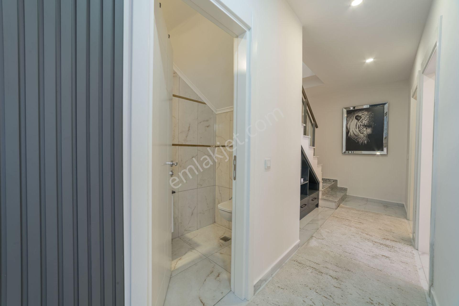 Alanya Avsallar'da Denize 800 Metre Lüks 3+2 Bahçe Dubleksi Daire — fotoğraf 33