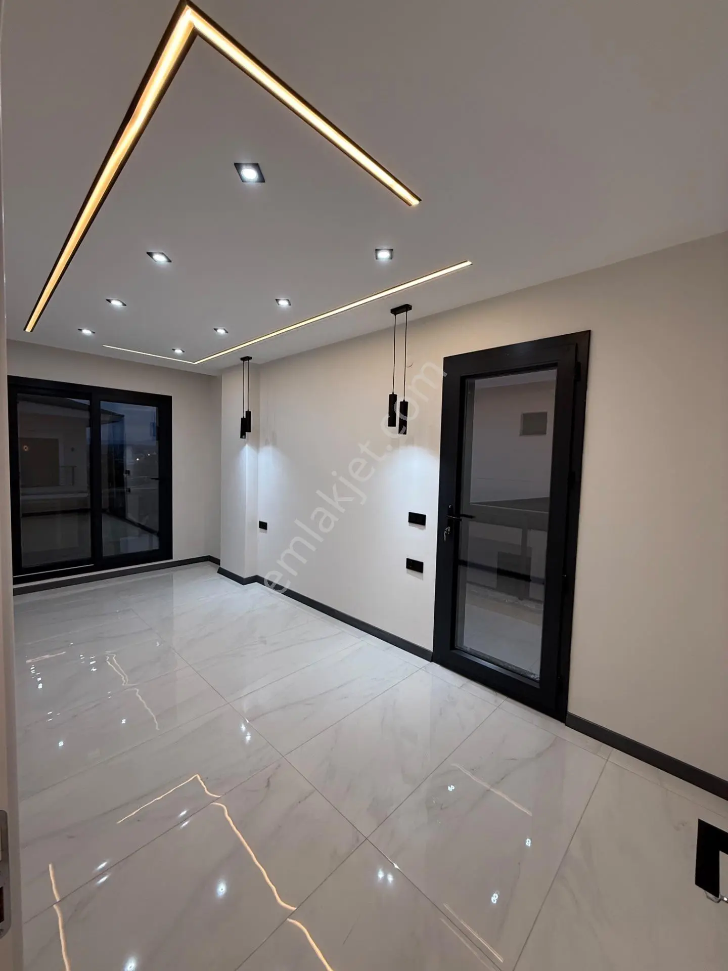 Didim Muhteşem Konumda Mustakil Havuzlu Satılık 3+1 Villa — fotoğraf 11