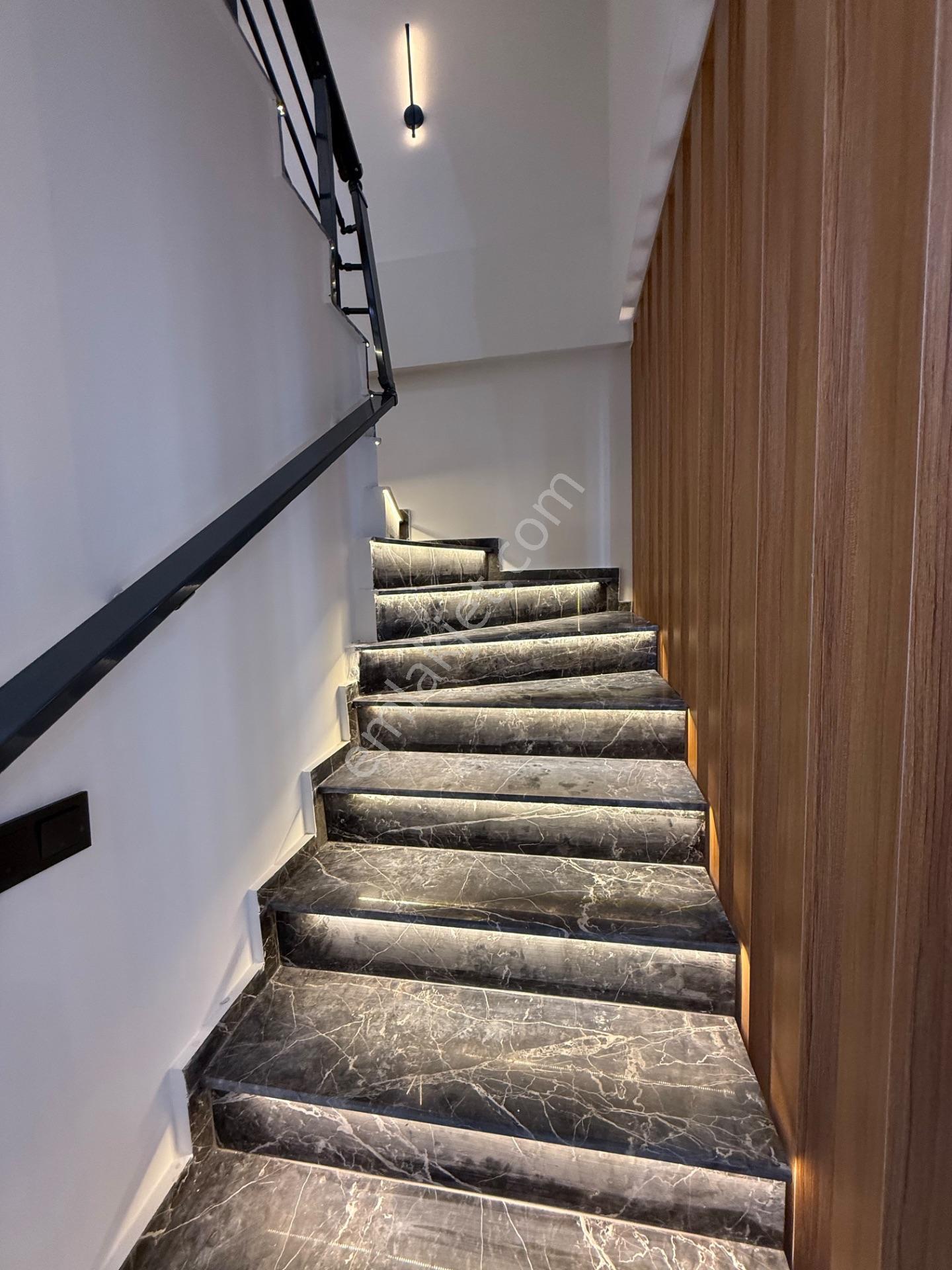 Didim Muhteşem Konumda Mustakil Havuzlu Satılık 3+1 Villa — fotoğraf 12