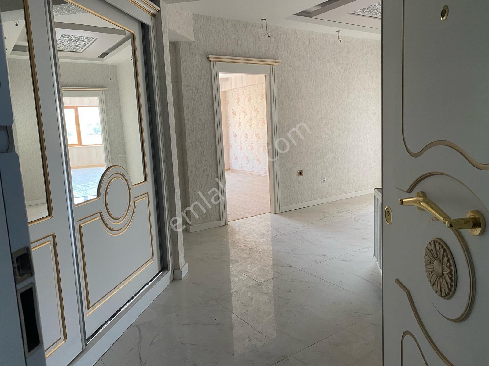 Yıldıztepe Mah. Canbaylar Tepe Towerste Satılık 4+1 Lüks Daire — fotoğraf 12