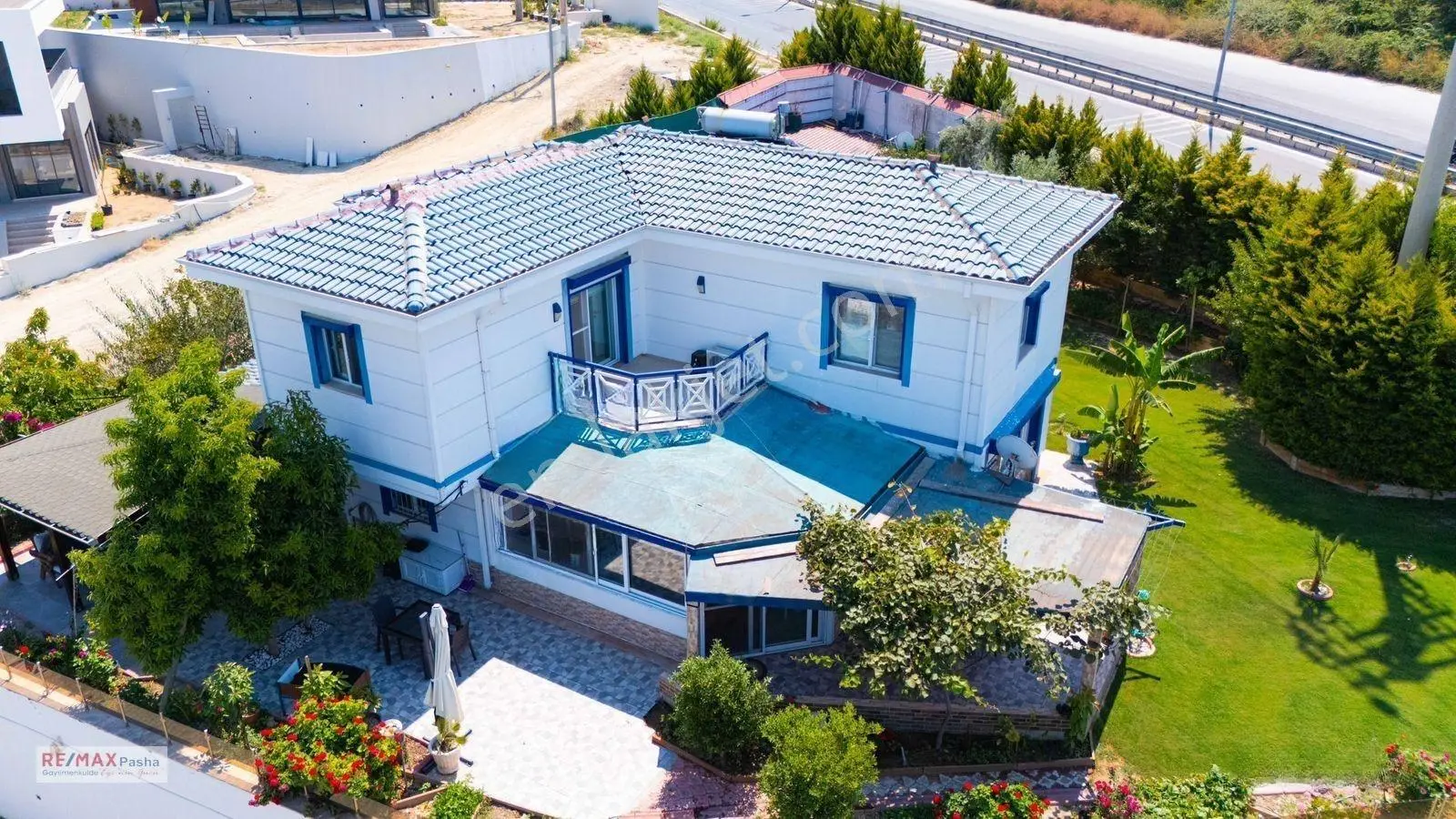 Kuşadası’nda Tam Müstakil Deniz Manzaralı Villa — fotoğraf 6