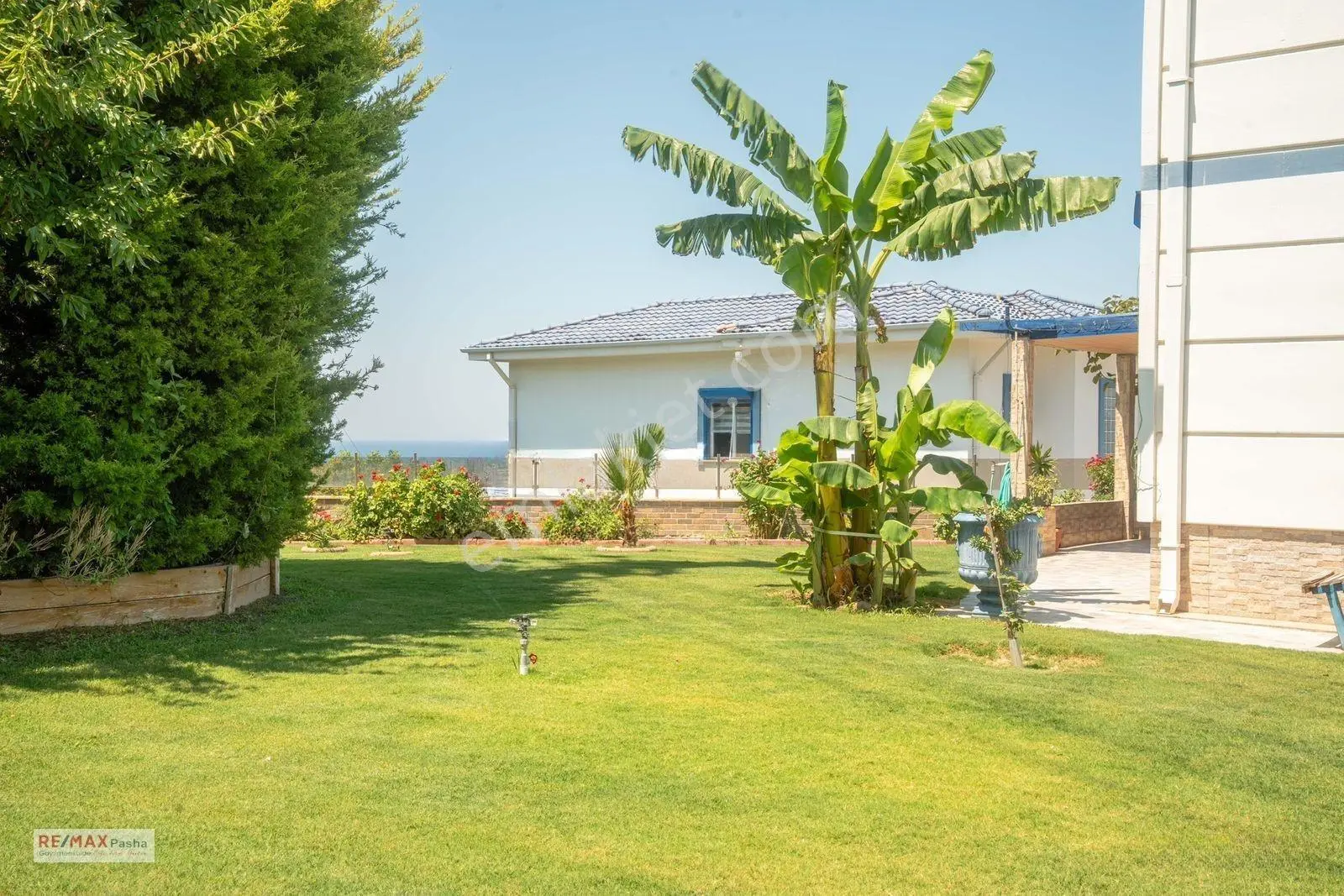 Kuşadası’nda Tam Müstakil Deniz Manzaralı Villa — fotoğraf 14