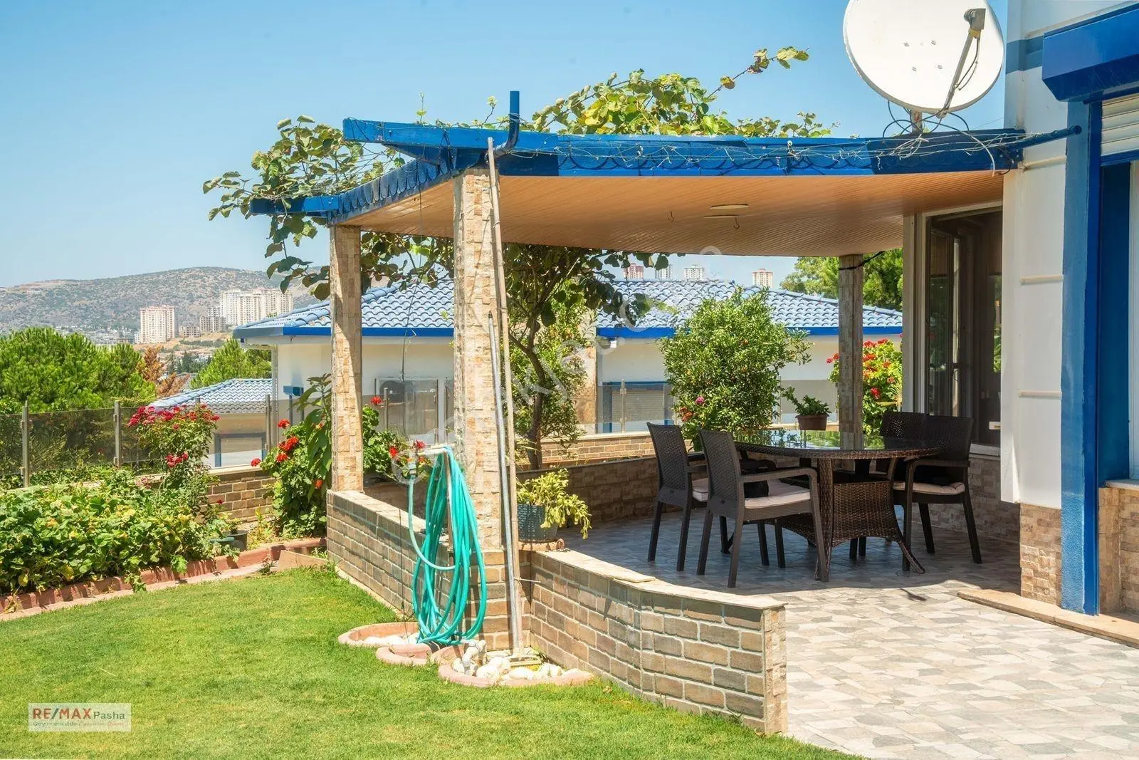 Kuşadası’nda Tam Müstakil Deniz Manzaralı Villa — fotoğraf 16
