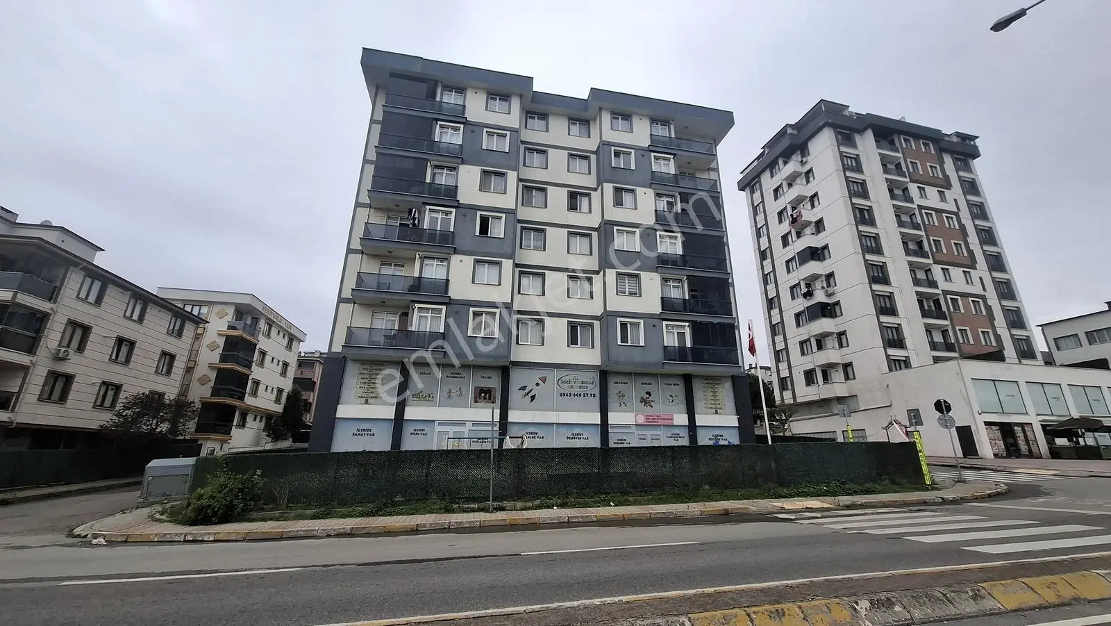 Tuzla M.Sinan Mah.Cadde Üzeri Kullanışlı Satılık 2+1 Daire