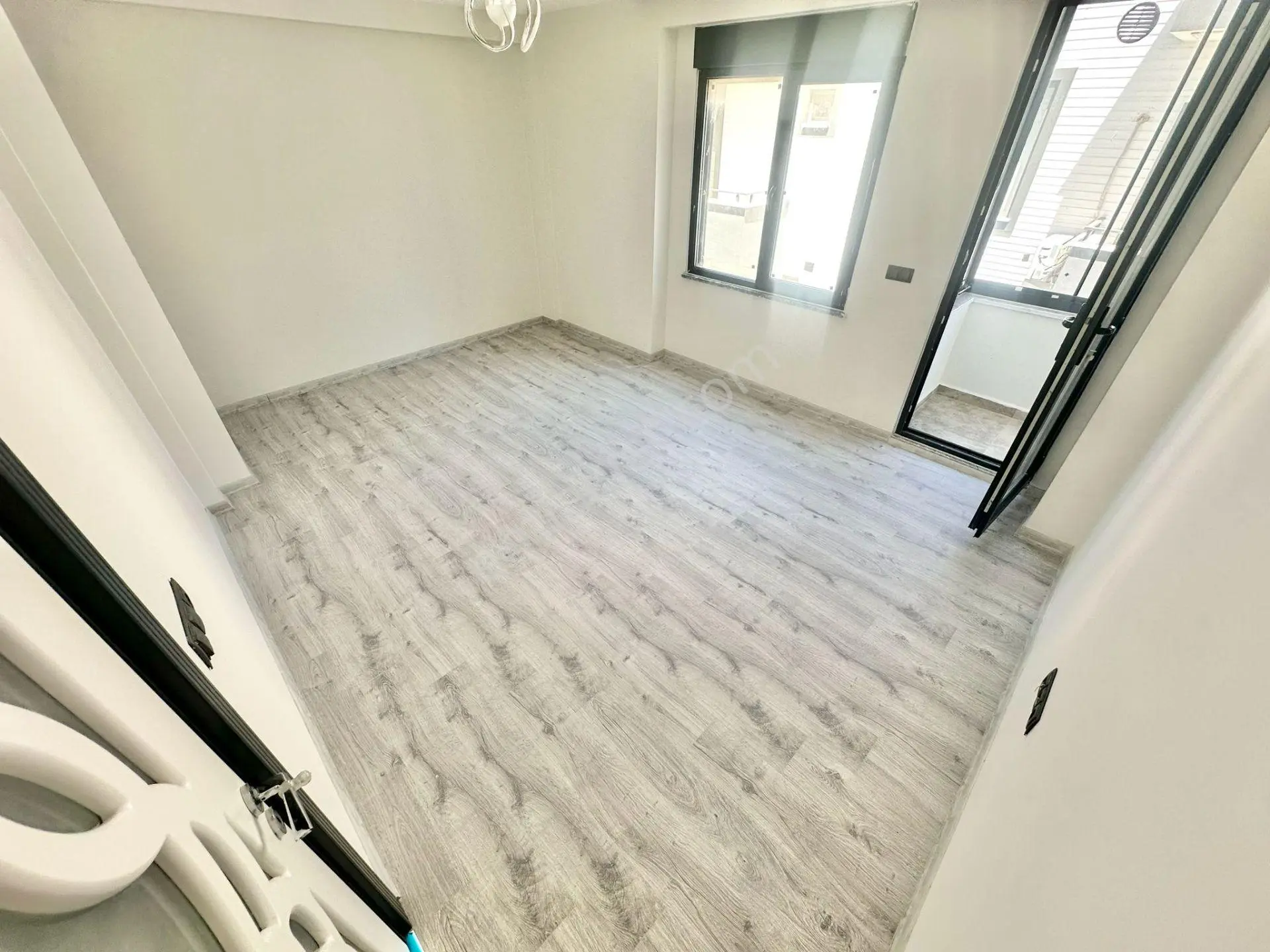 ꧁ay Emlak'tan꧂akçay'da Kapalı Otoparklı Kazdağı Manzaralı Geniş Teraslı Satılık 2+1 Dubleks Daire — fotoğraf 32