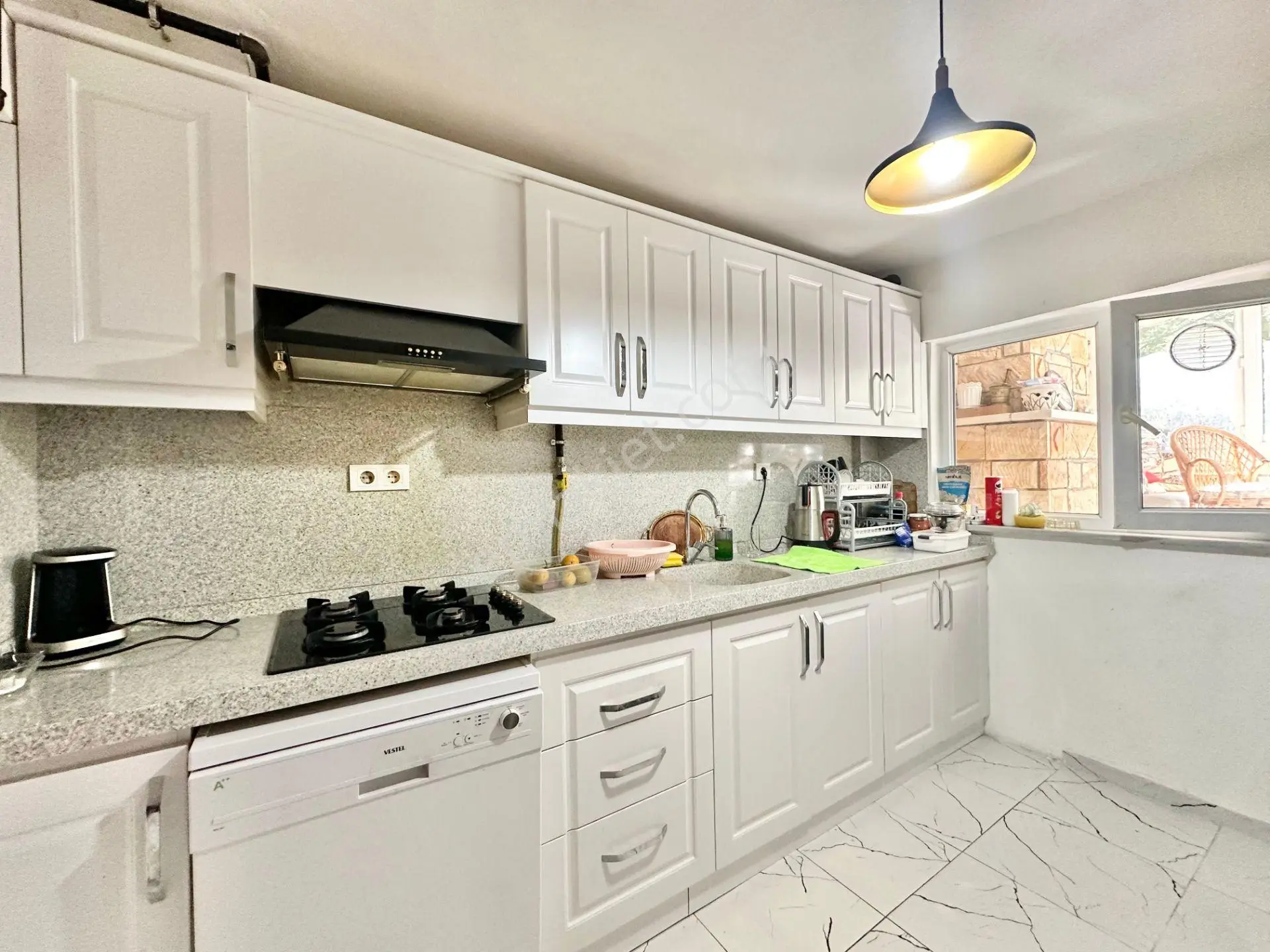 ꧁ay Emlaktan꧂geniş Bahçeli Denize 250mt Mesafede Doğalgazlı 3+1 Köşe Villa — fotoğraf 25