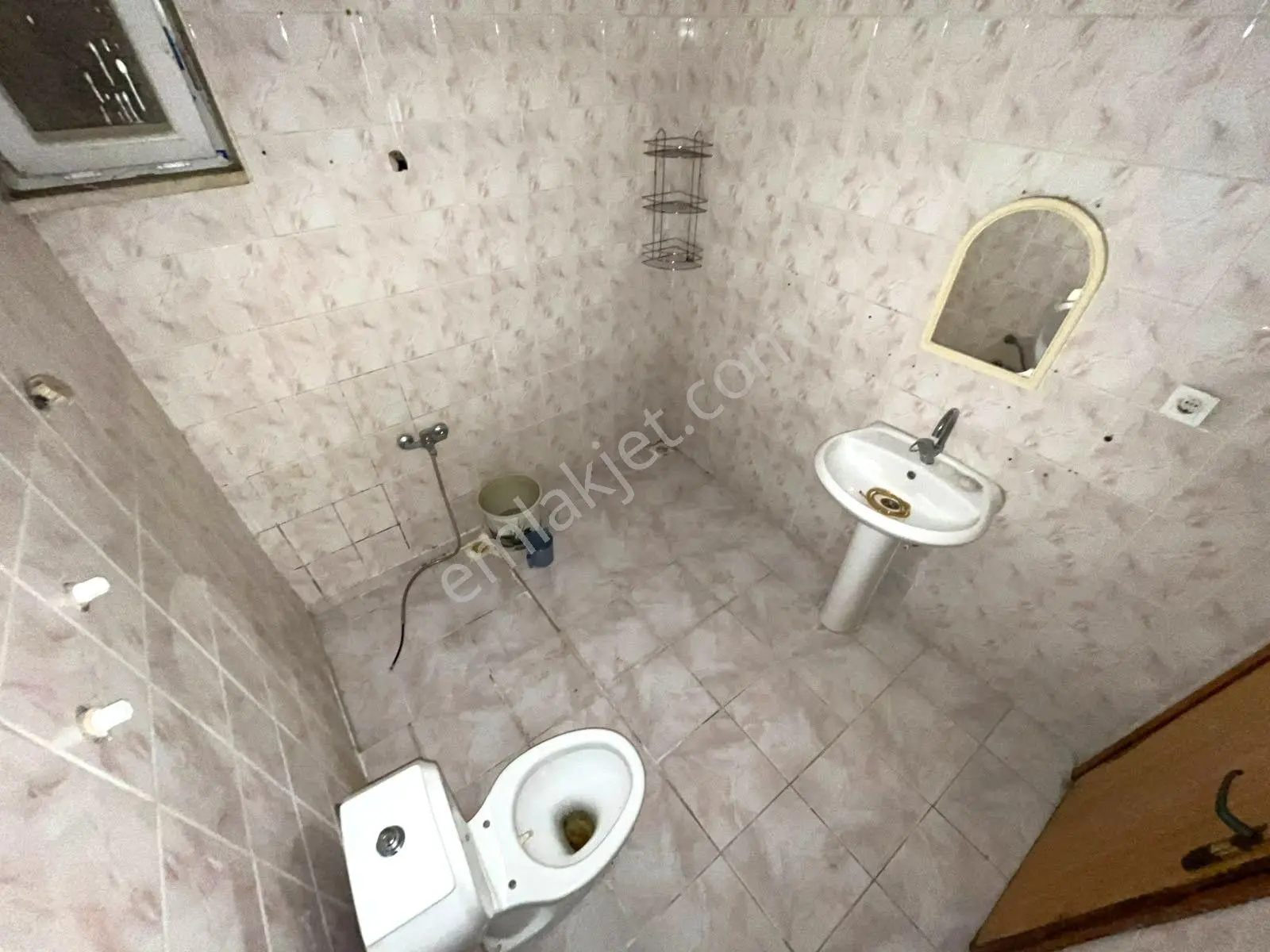 Gümüş'den Akçay'da Ön Cephe Denize 500m Çift Balkonlu 2+1 Daire — fotoğraf 17