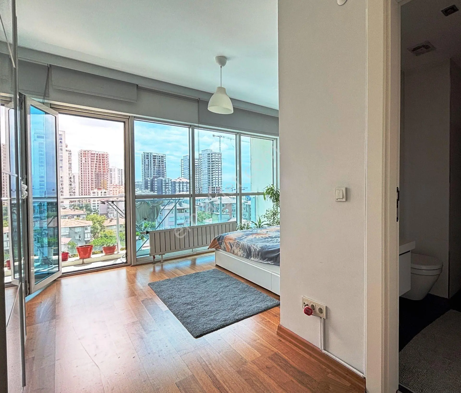 Dap Royal Towers'da 10.kat Deniz Manzaralı Büyük Tip Satılık 2+1 — fotoğraf 11