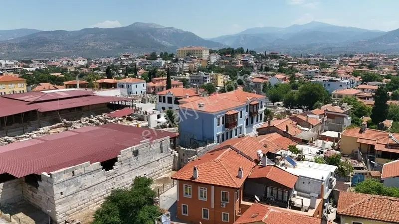 Milas'ın Tarihi Merkezinde Satılık Müstakil Ev/benzersiz Fırsat — fotoğraf 2