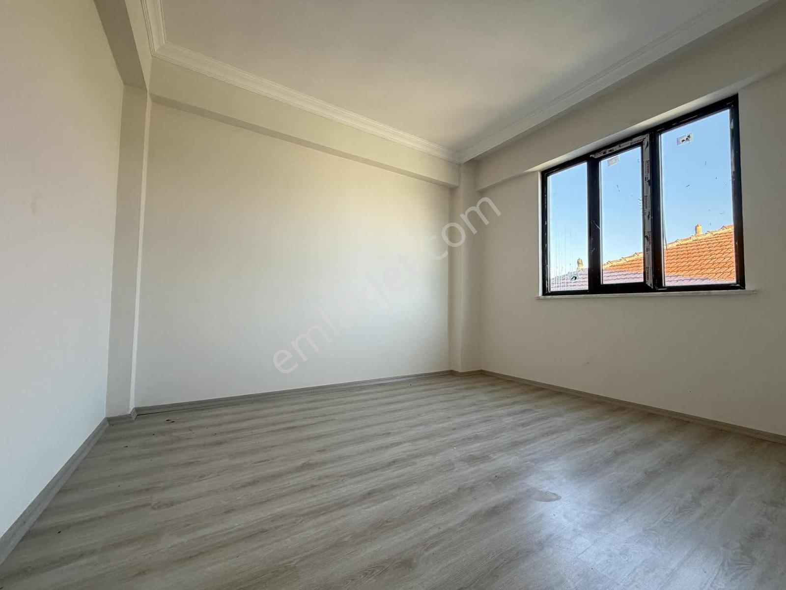 İstiklal Mh. Saraçoğlu Cd. Üzeri Geniş 2+1 Sıfır Satılık Daire! — fotoğraf 13