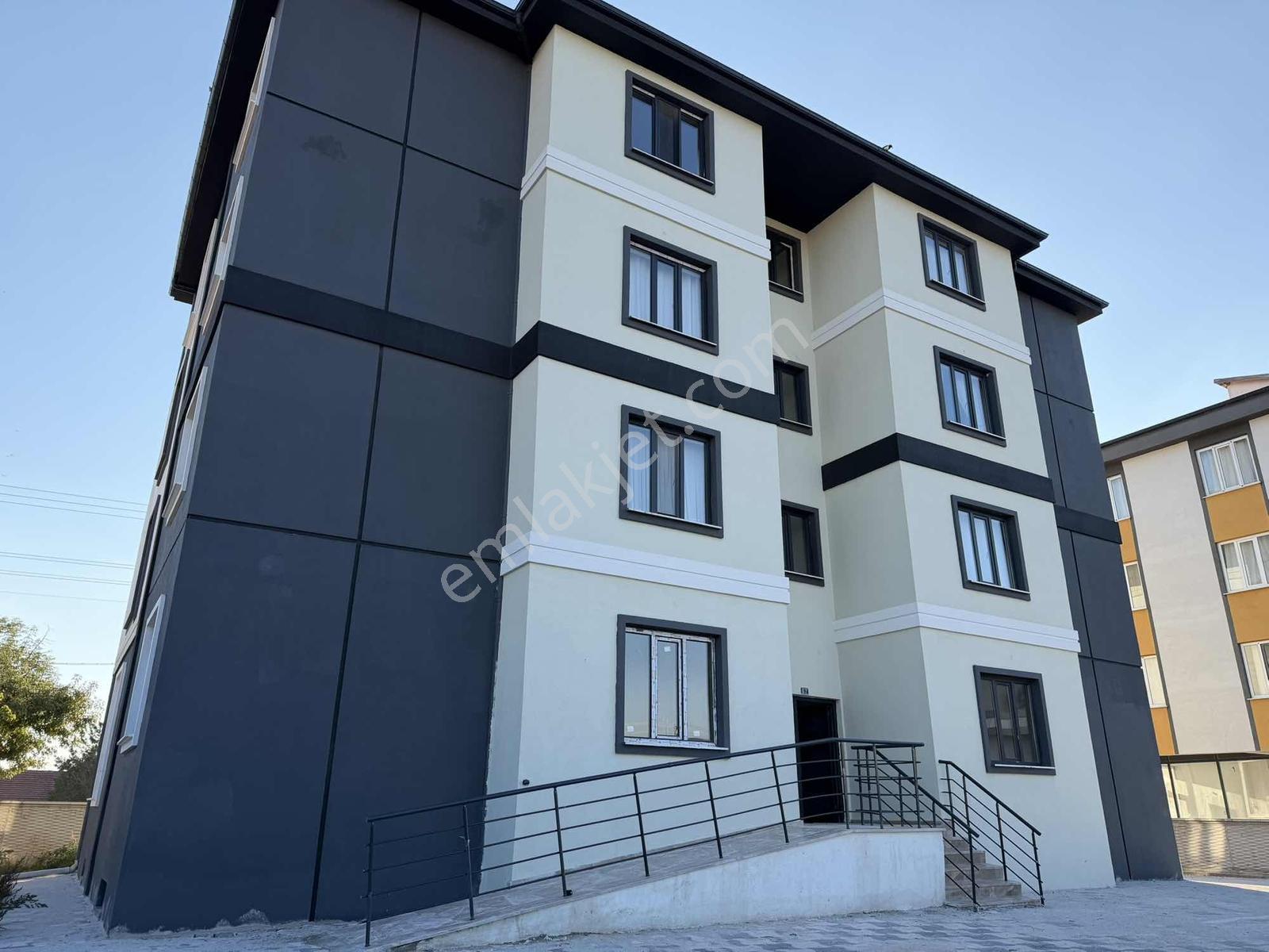 İstiklal Mh. Saraçoğlu Cd. Üzeri Geniş 2+1 Sıfır Satılık Daire! — fotoğraf 26