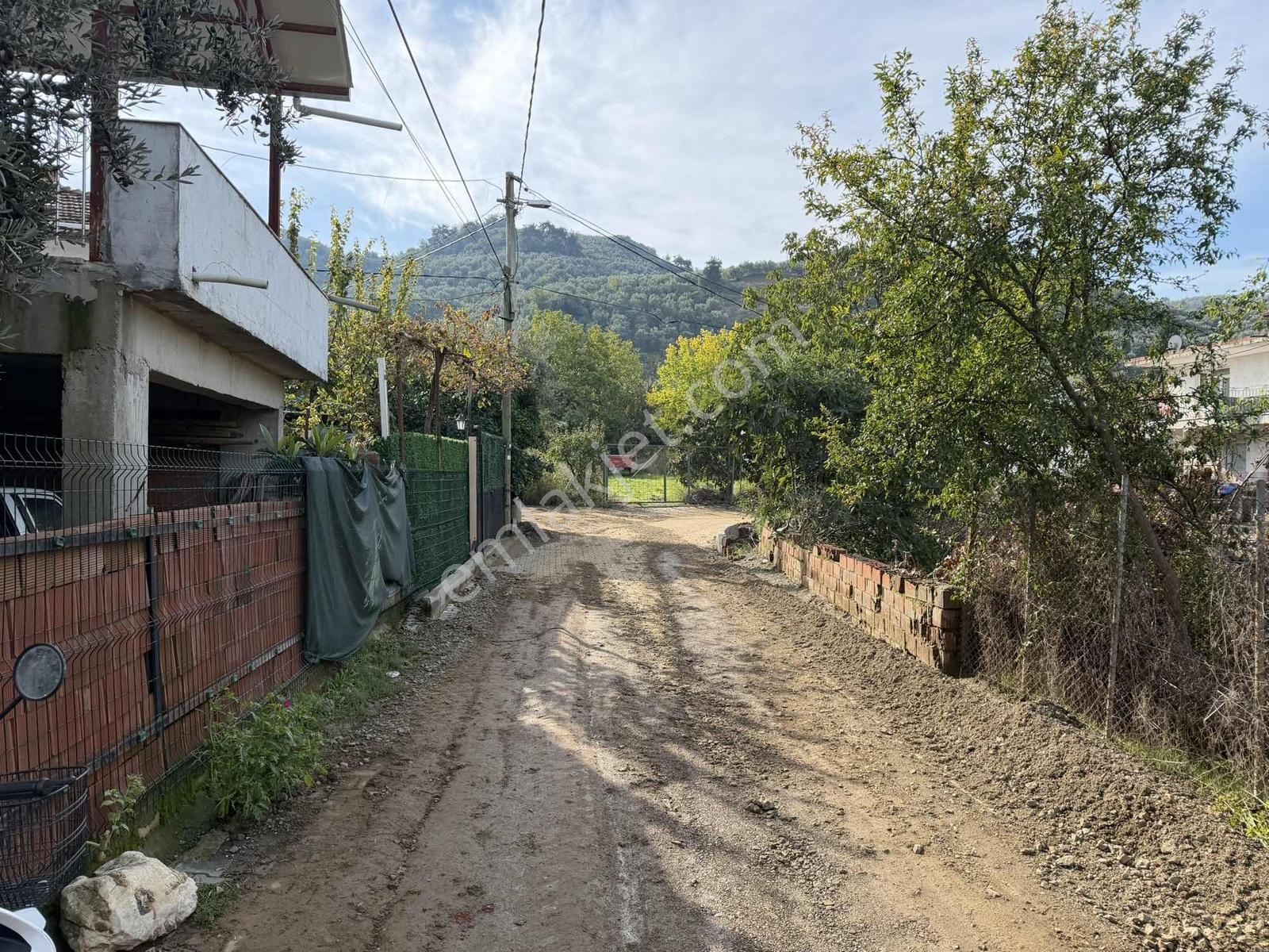 Göllüce'de Göle 60 Metre Mesafede Satılık Bahçeli Müstakil Ev — fotoğraf 3