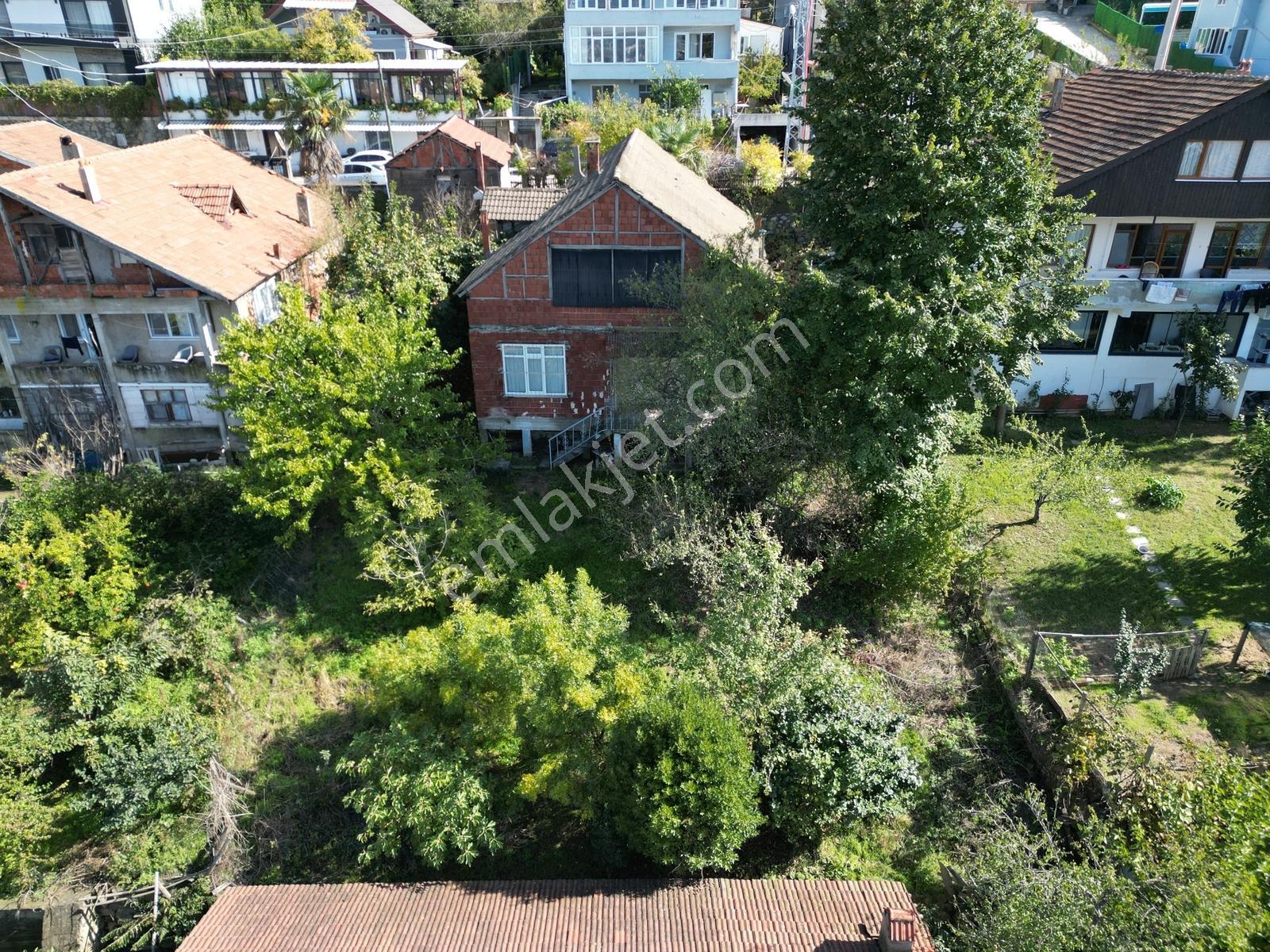 Satılık Göl Manzaralı E.müstakil Ev Ve 577 M2 İmarlı Arsa — fotoğraf 16