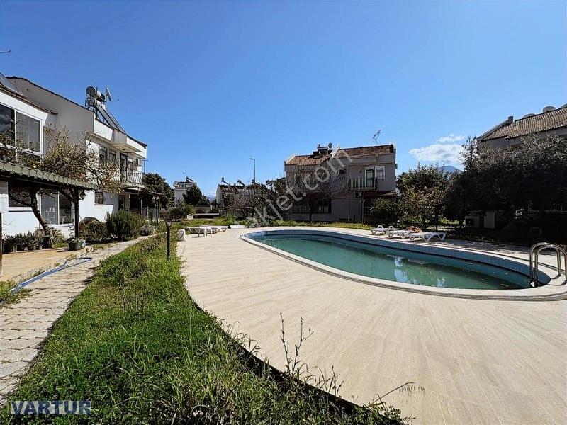 Fethiye Foça Mahallesinde Merkezi Konumda Villa — fotoğraf 4