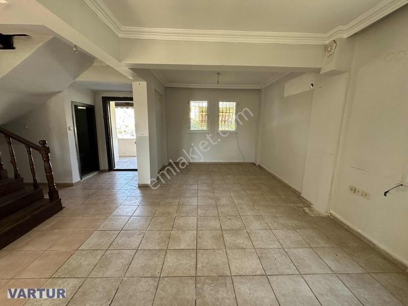 Fethiye Foça Mahallesinde Merkezi Konumda Villa — fotoğraf 23