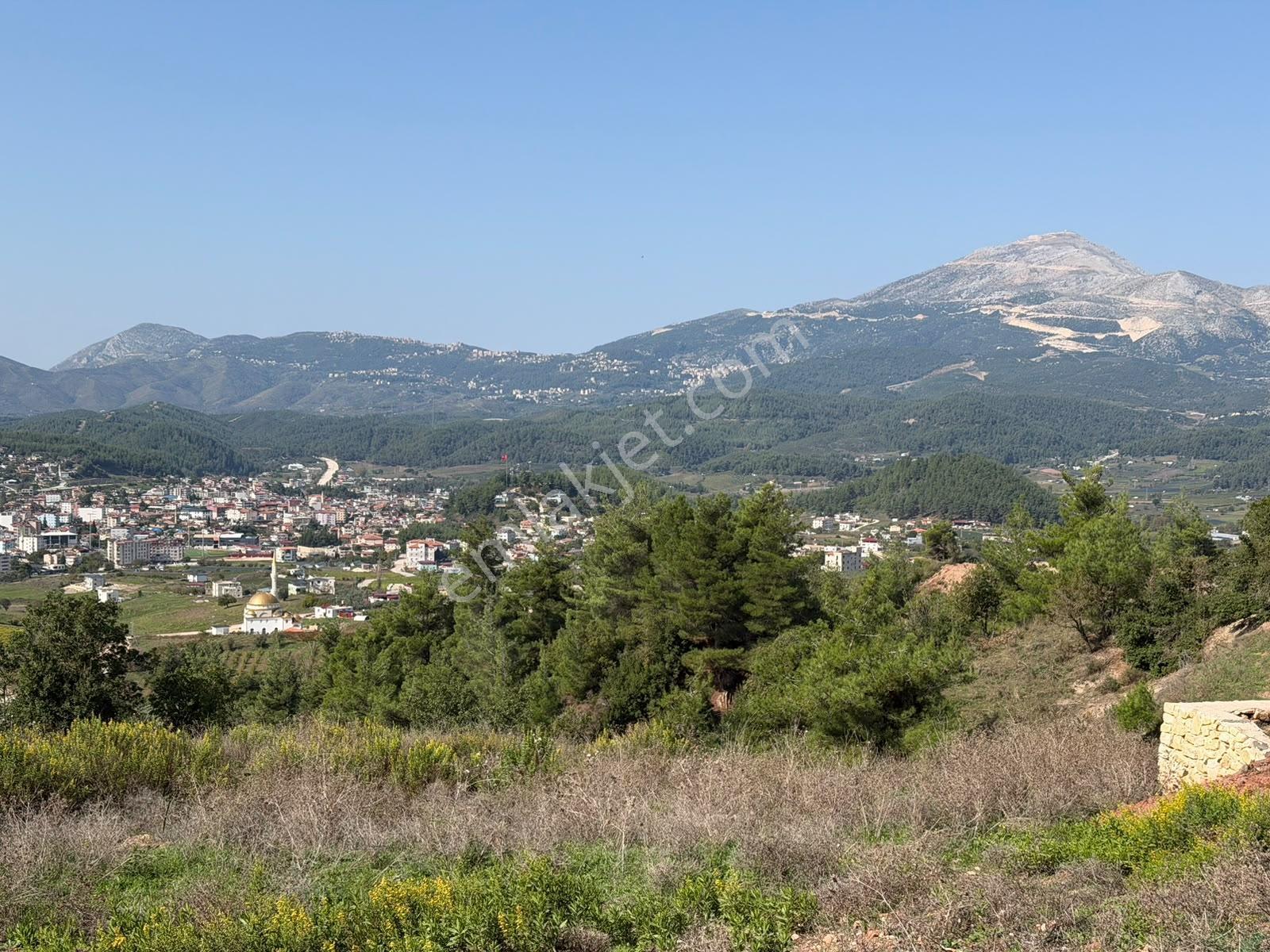 Yayladağının Eşsiz Manzarasına Sahip 350 M² Arsa Yeniden Satış — fotoğraf 4
