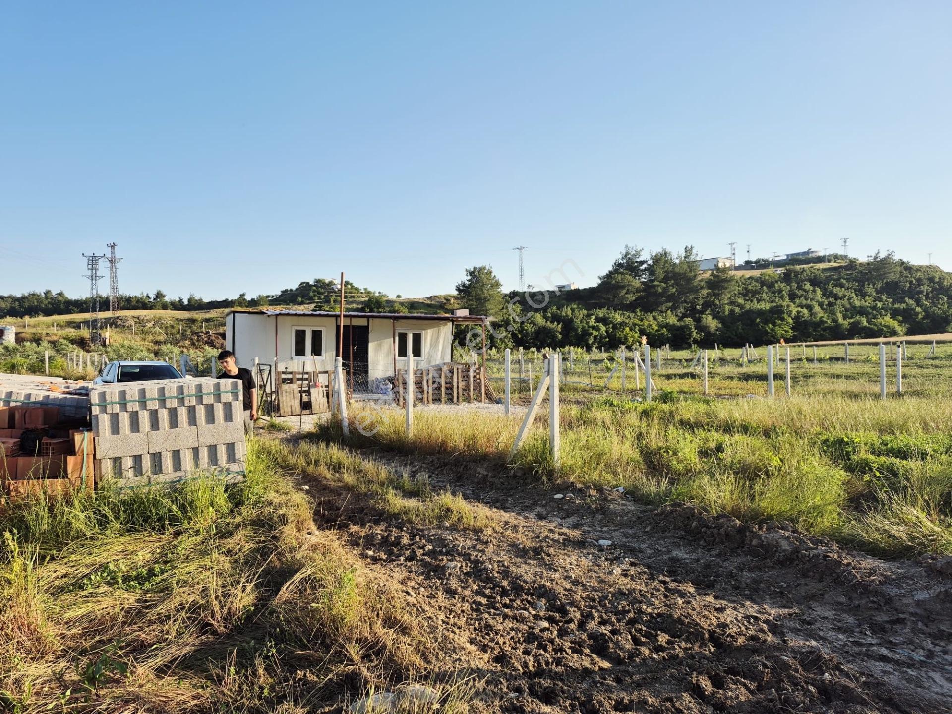 Salbaş Kuzgunda Etrafı Çevrili Sıyu İçinde 190 M2 Arsa Cazip Fiyat Yatırımlık — fotoğraf 6