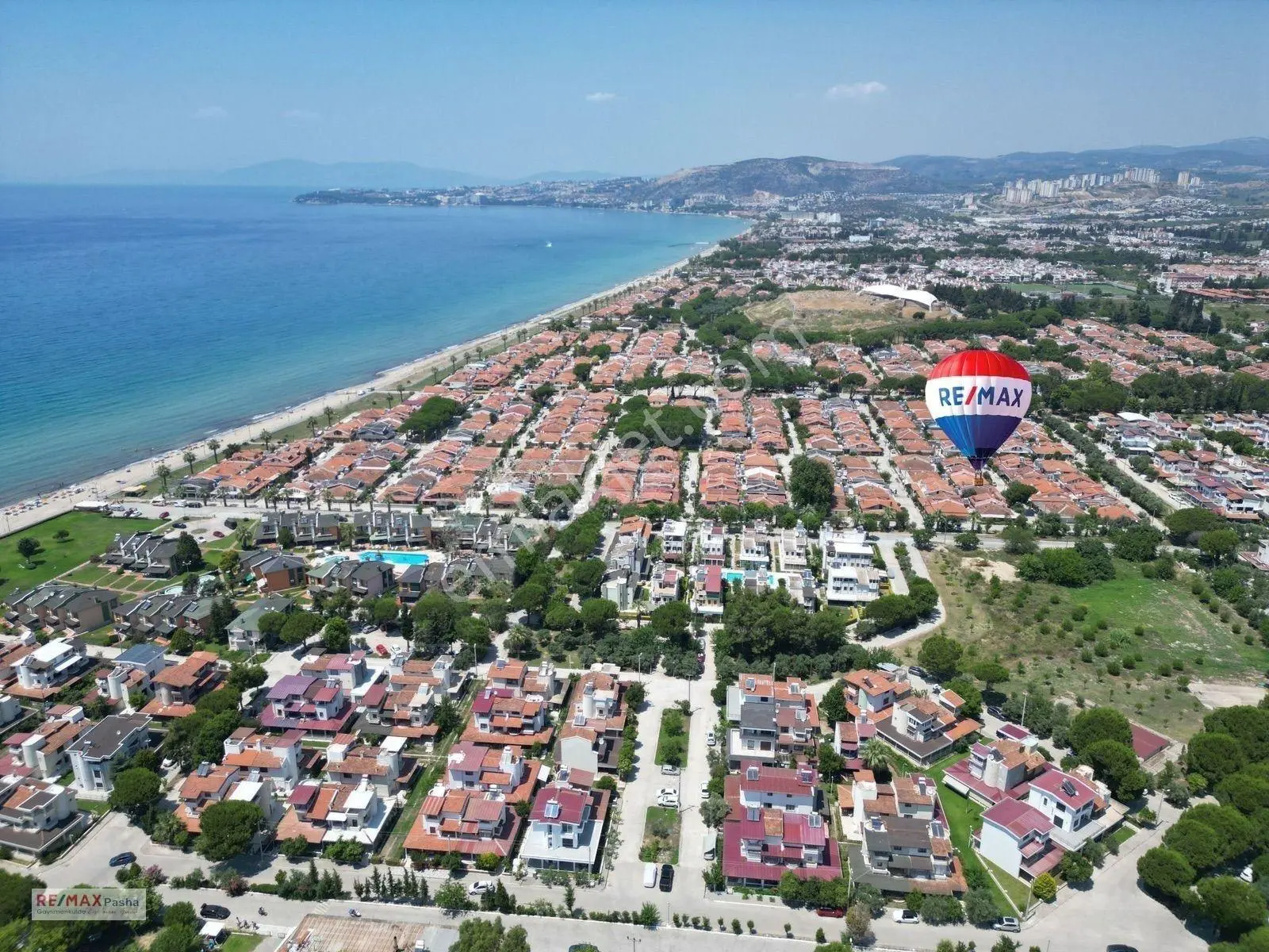 Kuşadası Nazilli Sitesinde Satılık Yazlık — fotoğraf 3