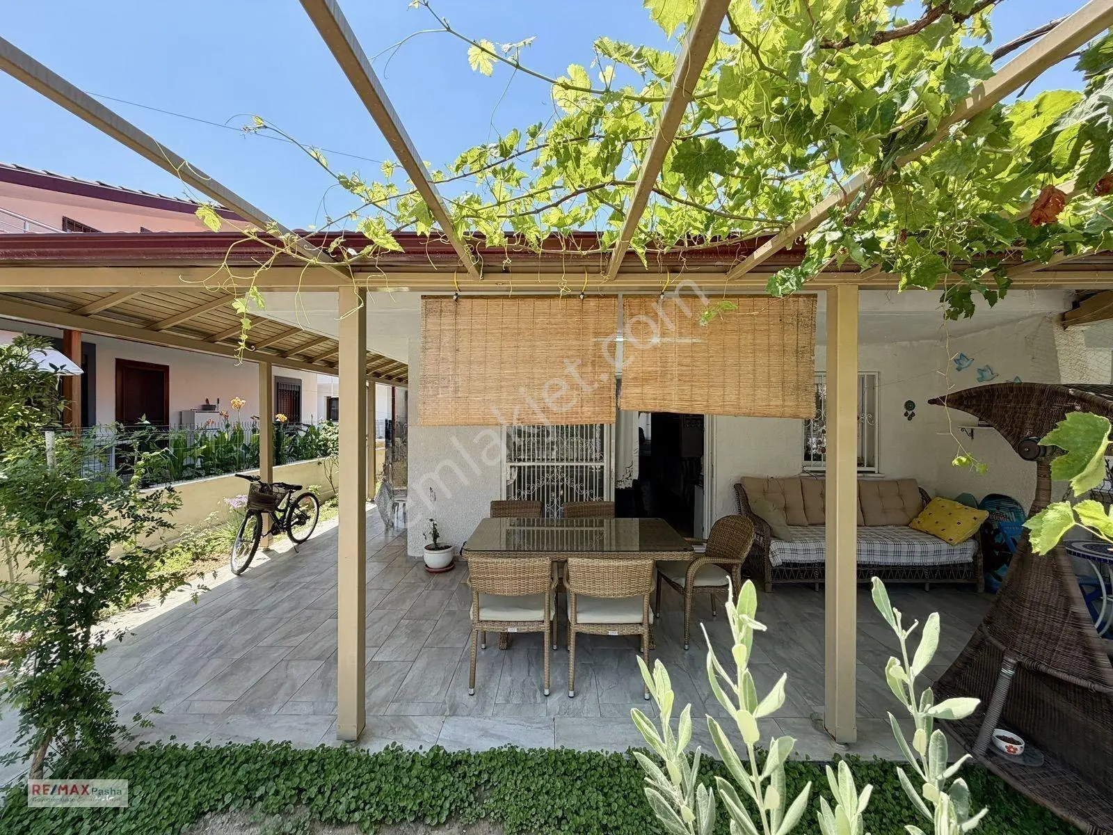 Kuşadası Nazilli Sitesinde Satılık Yazlık — fotoğraf 6