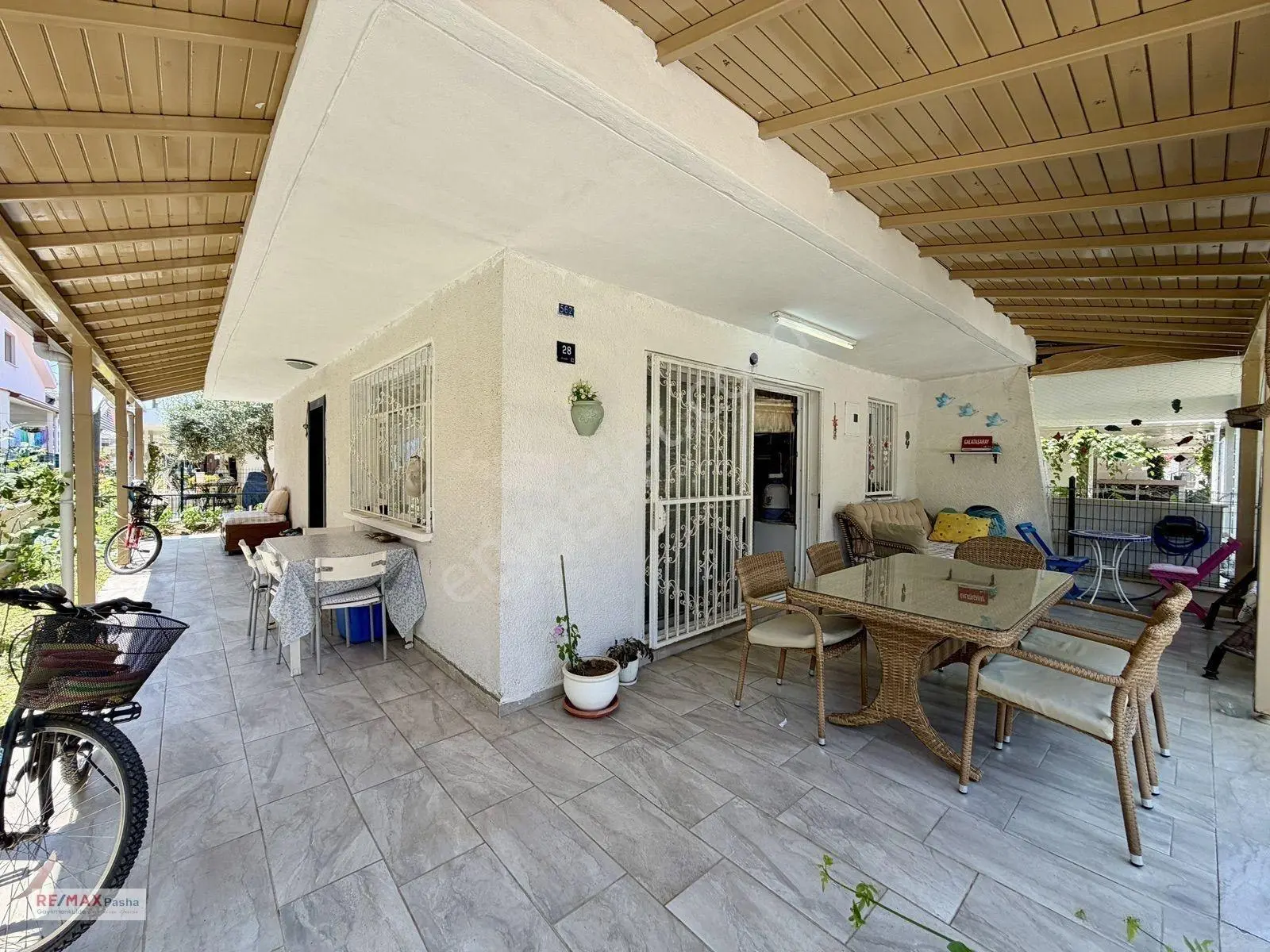 Kuşadası Nazilli Sitesinde Satılık Yazlık — fotoğraf 8