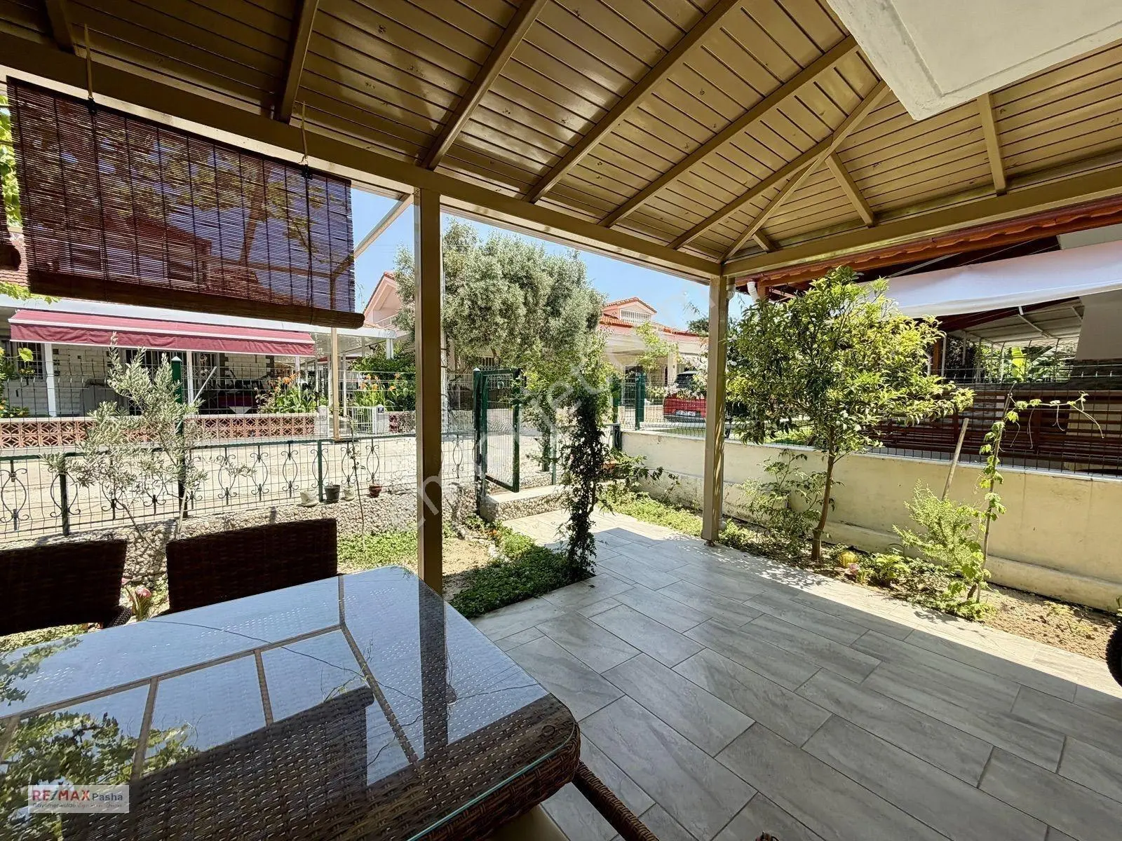Kuşadası Nazilli Sitesinde Satılık Yazlık — fotoğraf 16