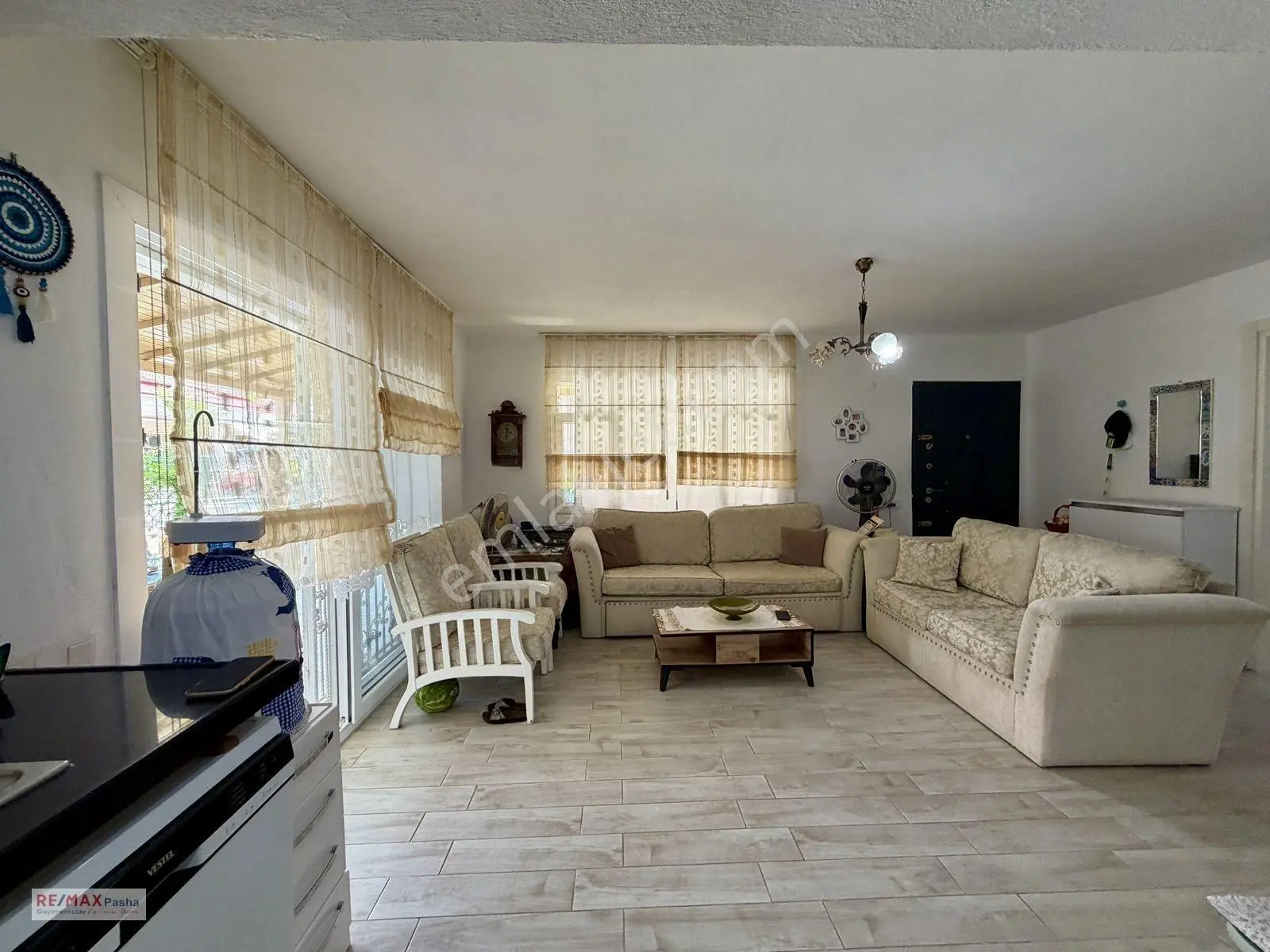 Kuşadası Nazilli Sitesinde Satılık Yazlık — fotoğraf 25