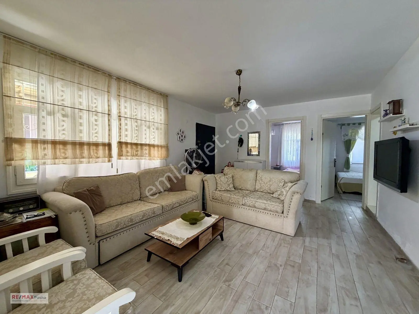 Kuşadası Nazilli Sitesinde Satılık Yazlık — fotoğraf 28