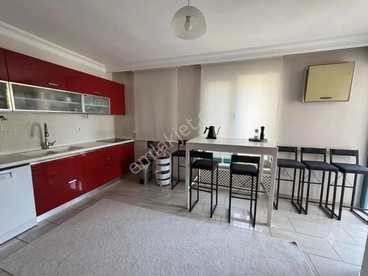 Lara Sahil Bandında Lüks Konforlu Havuzlu Sitede 4+1 Daire — fotoğraf 2