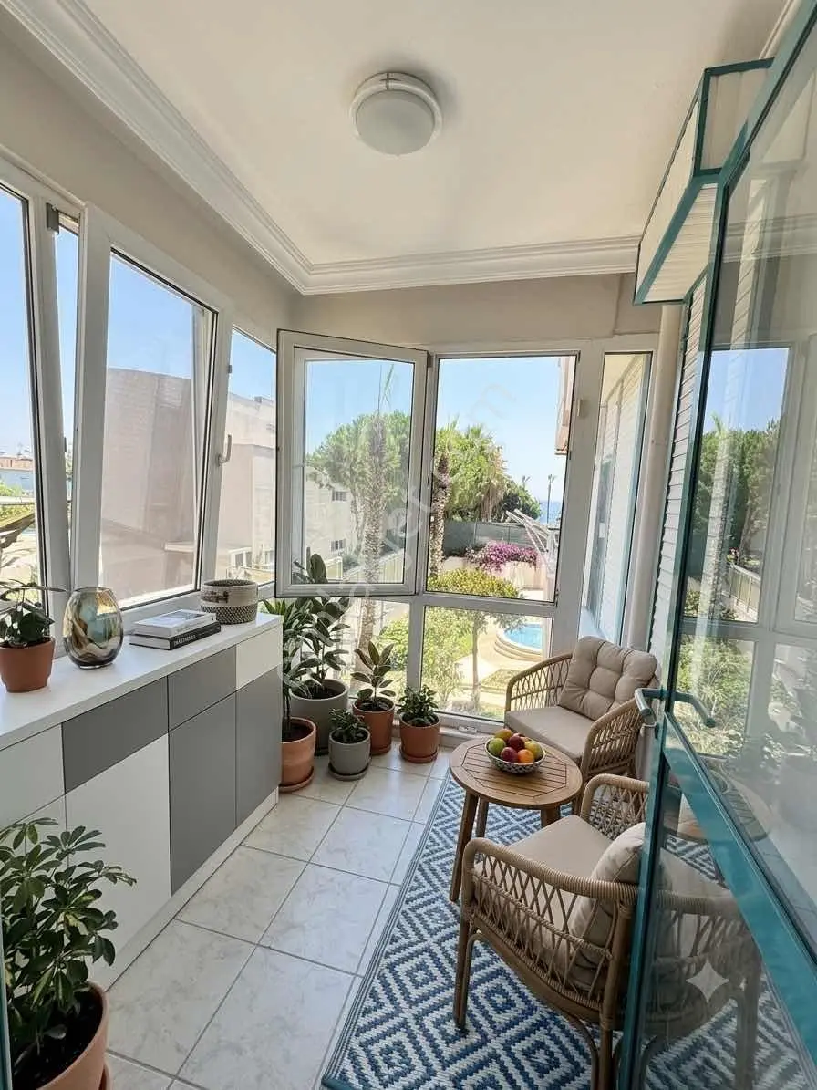 Lara Sahil Bandında Lüks Konforlu Havuzlu Sitede 4+1 Daire — fotoğraf 4