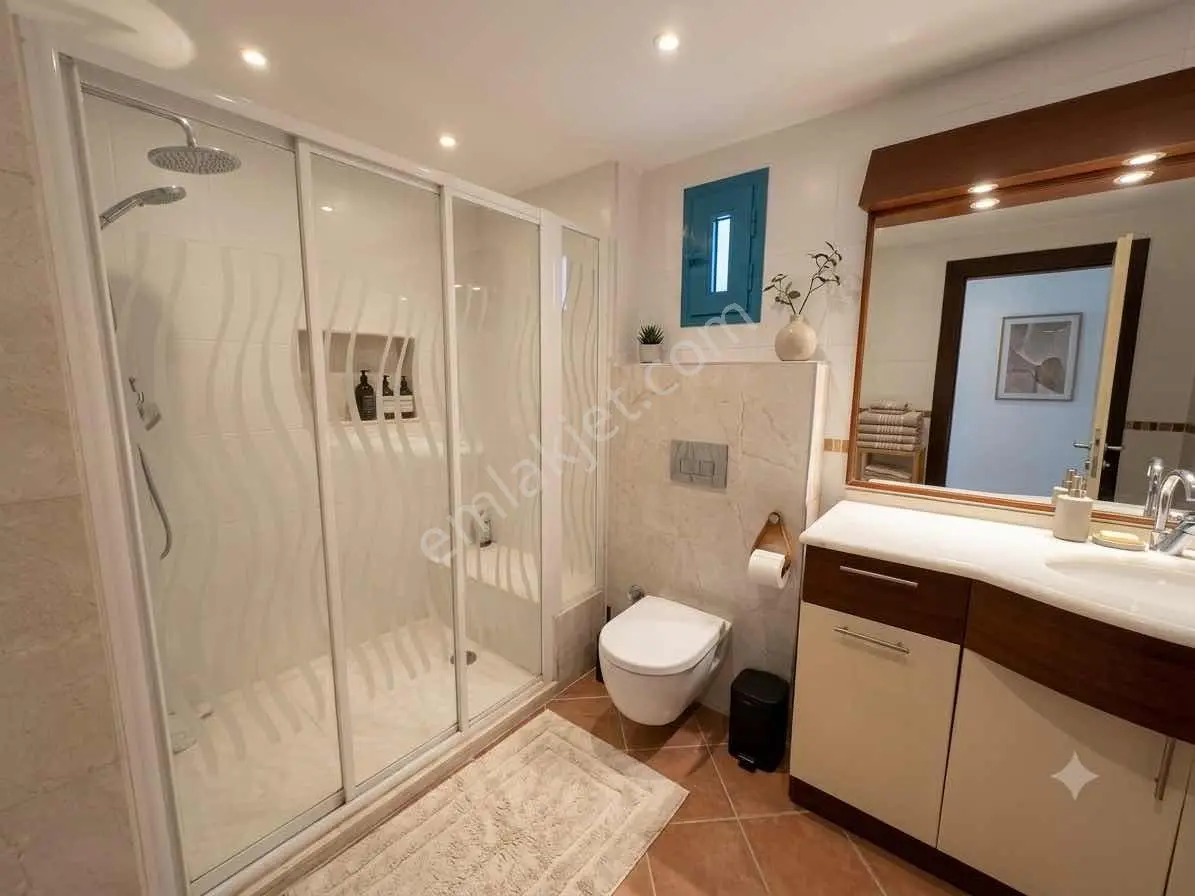 Lara Sahil Bandında Lüks Konforlu Havuzlu Sitede 4+1 Daire — fotoğraf 8