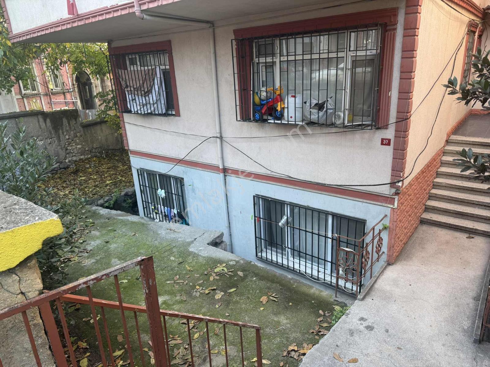 Merkezi Konumda Satılık Site İçinde 2 + 1 Daire — fotoğraf 4