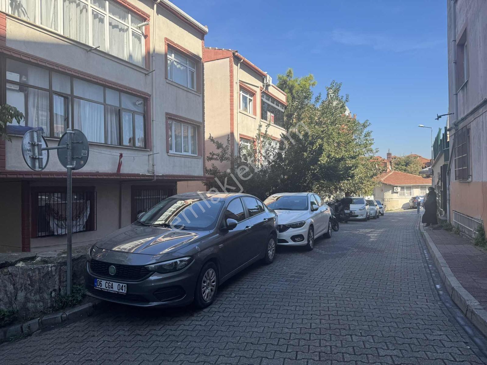 Merkezi Konumda Satılık Site İçinde 2 + 1 Daire — fotoğraf 5