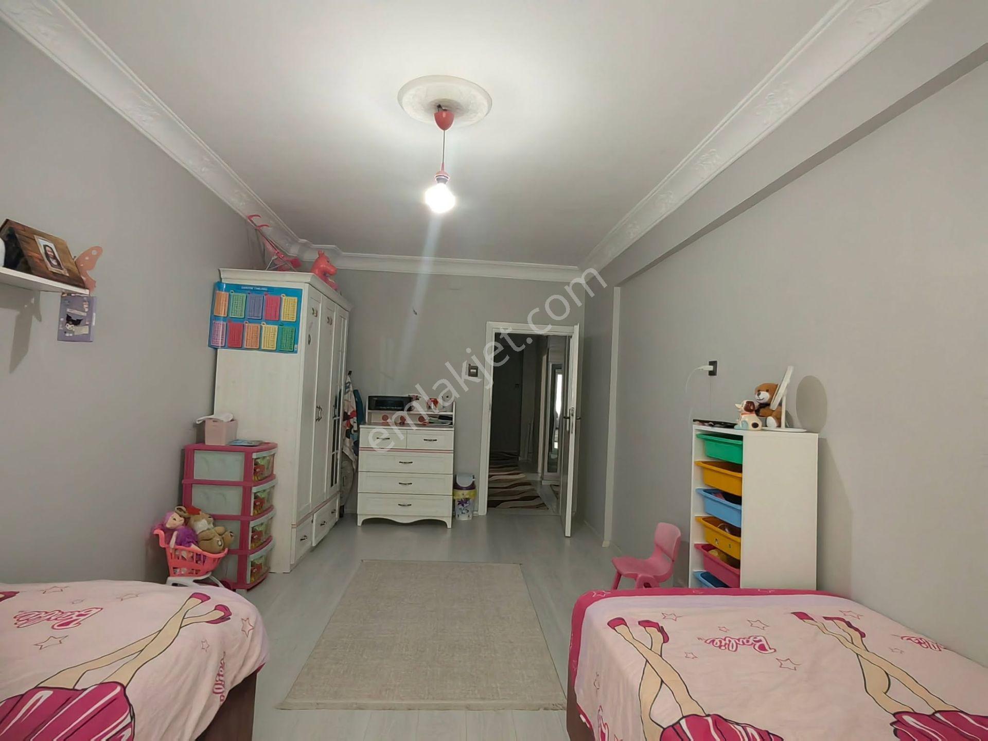 Nasreddin Emlaktan 24 Ağustos Caddesi Üzeri Satılık Bakımlı Daire — fotoğraf 10