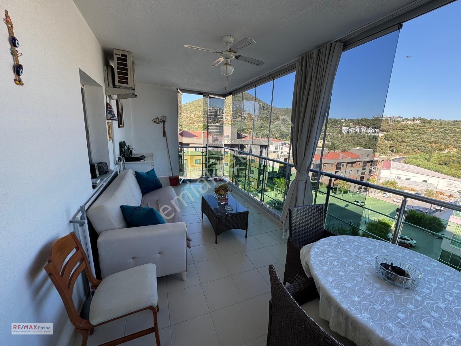 Kuşadası Ege Mahallesı Havuzlu Sıte İçerısınde Satılık Masrafsız 3+1 Daıre — fotoğraf 5