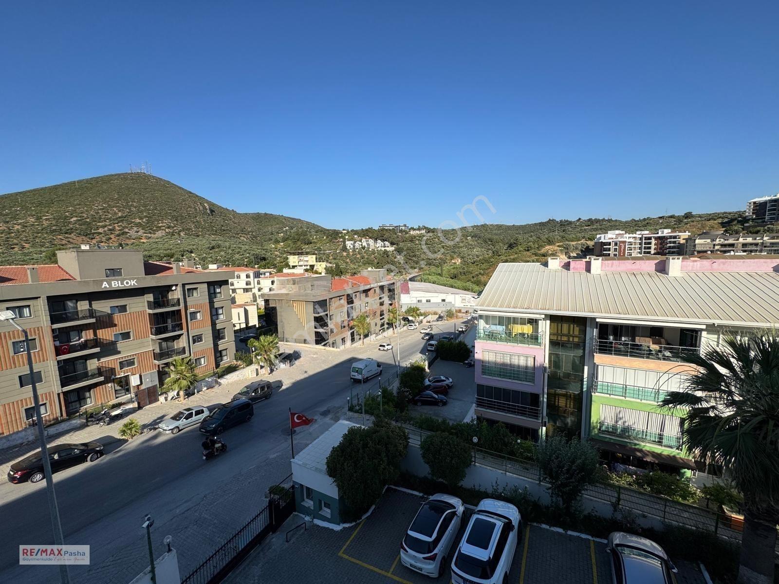 Kuşadası Ege Mahallesı Havuzlu Sıte İçerısınde Satılık Masrafsız 3+1 Daıre — fotoğraf 14