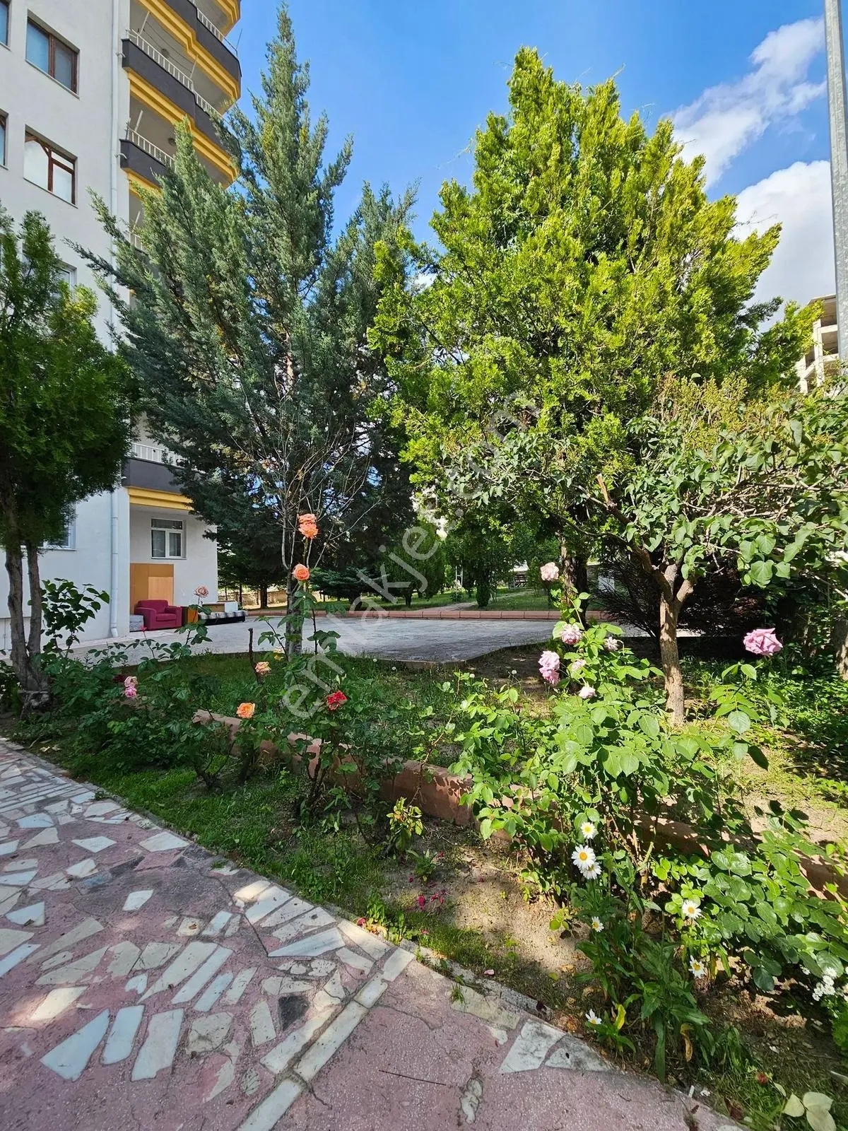 Mükemmel Konumda Özenle Yenilenmiş 3+1 Satılık Daire — fotoğraf 26