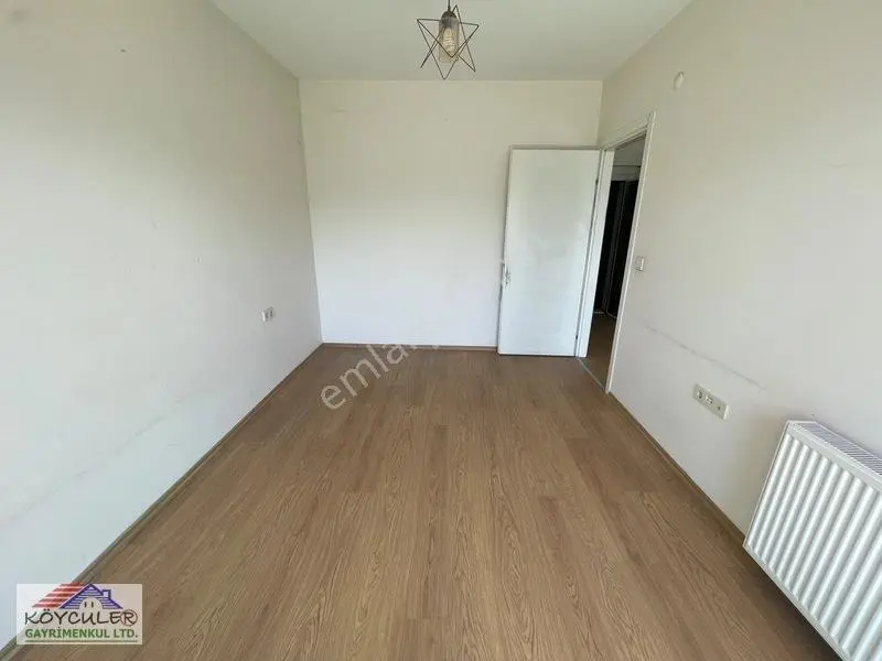 Bornova Park Evlerinde Havuzlu Sitede Satılık 1+1 Daire — fotoğraf 8