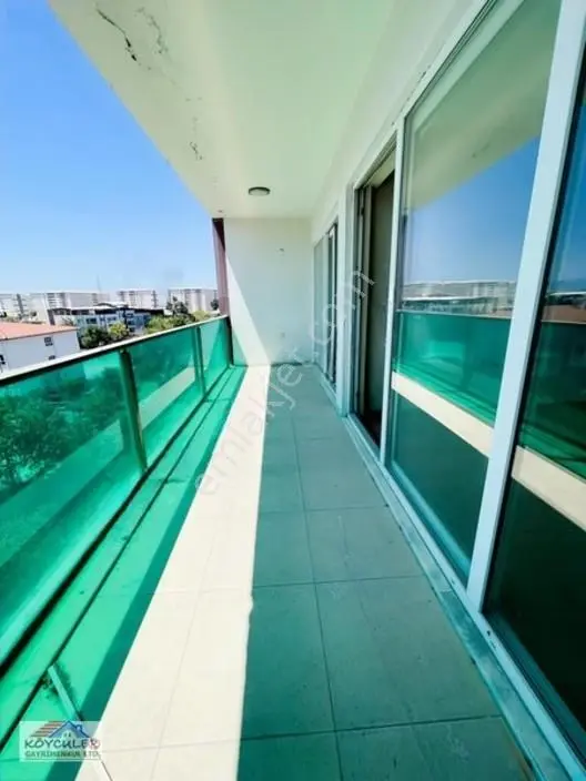 Bornova Park Evlerinde Havuzlu Sitede Satılık 1+1 Daire — fotoğraf 11