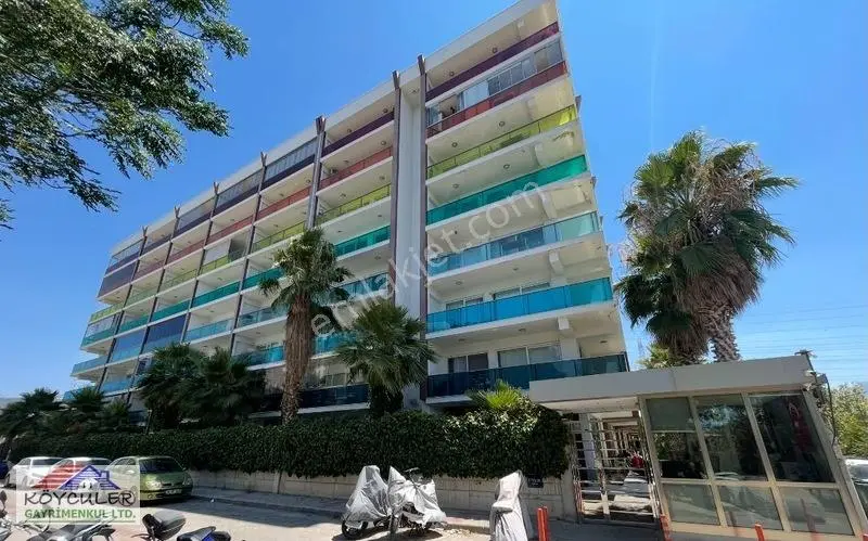 Bornova Park Evlerinde Havuzlu Sitede Satılık 1+1 Daire — fotoğraf 18