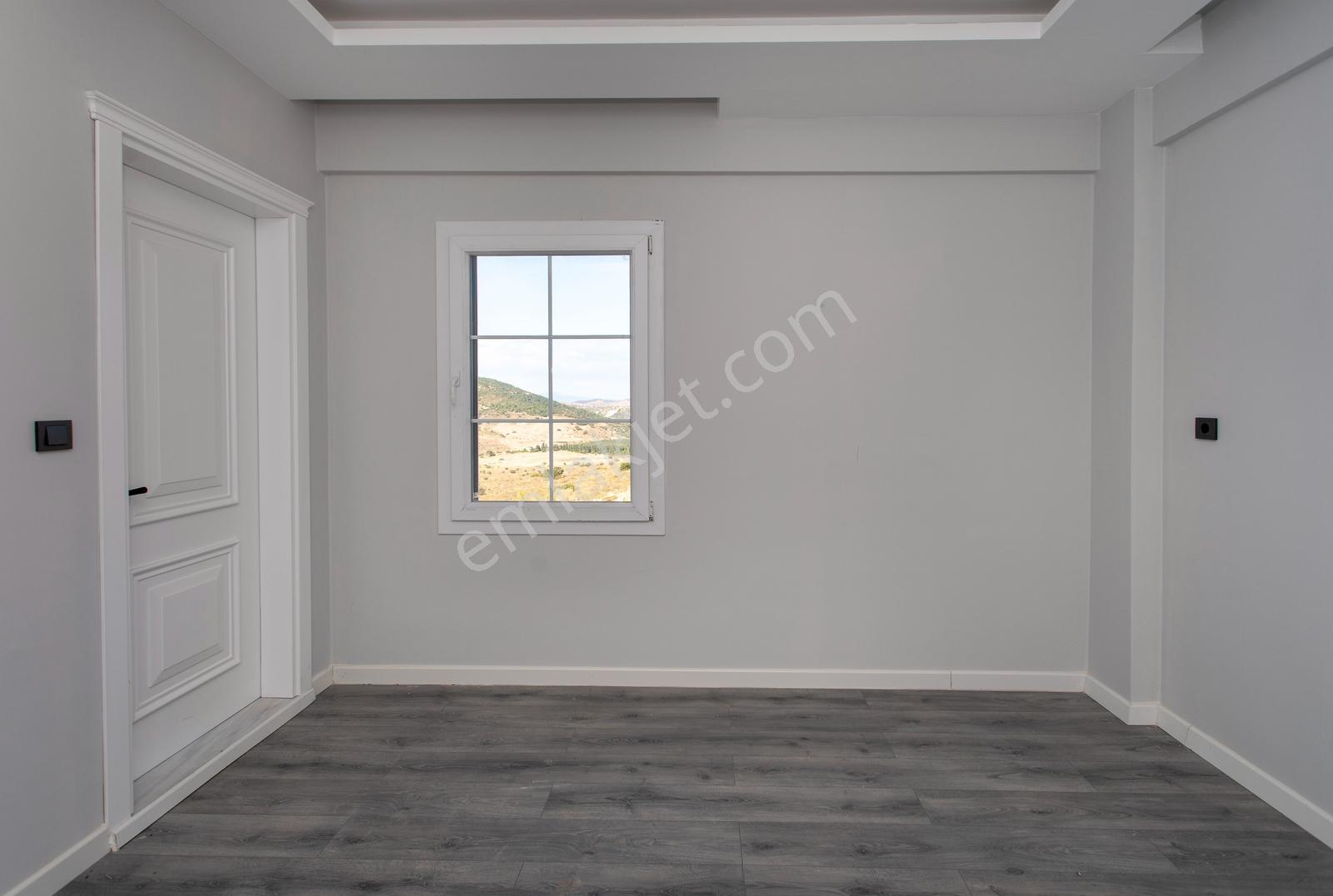 Foçaköy'de Satılık 5+1 Tam Müstakil Havuzlu Villa — fotoğraf 15