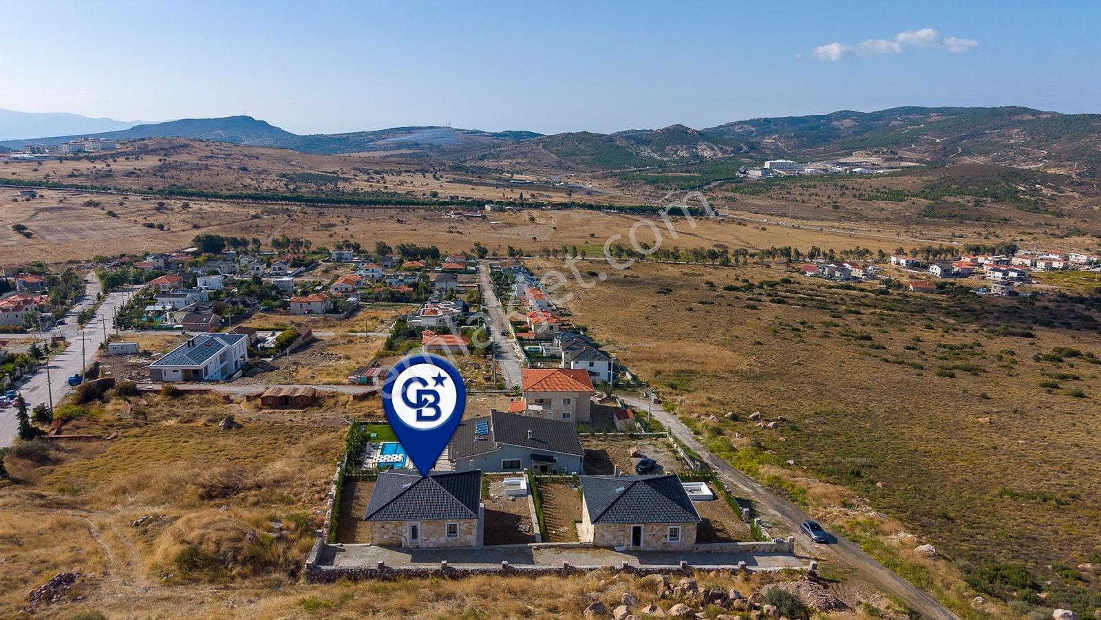 Foçaköy'de Satılık 5+1 Tam Müstakil Havuzlu Villa — fotoğraf 35