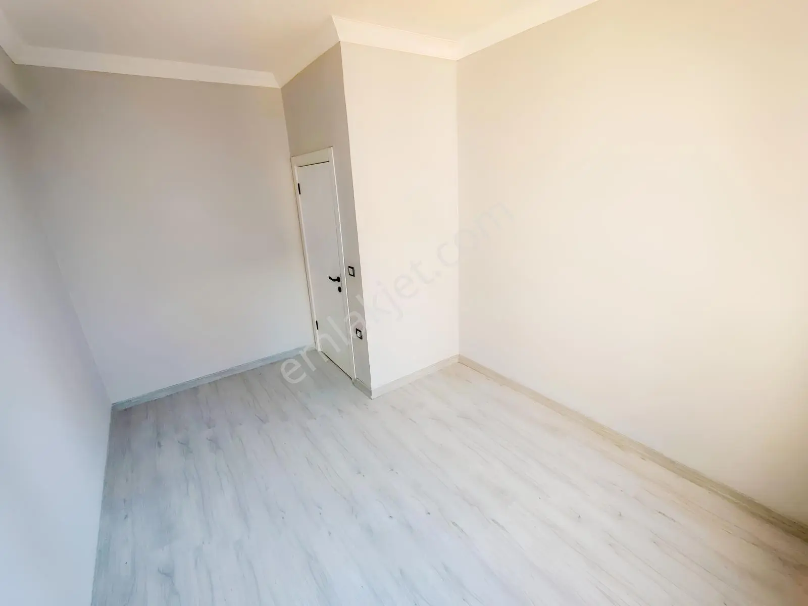 Doradan Edremitte Satılık Sıfır Bina 2+1 Ayrı Mutfak Lüx Daire — fotoğraf 14