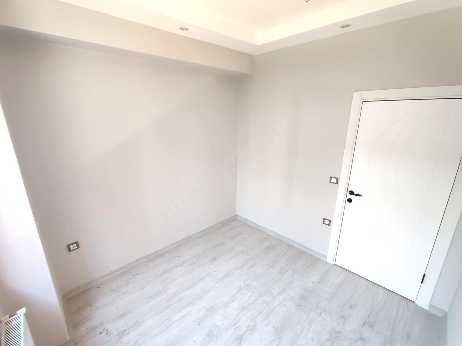 Doradan Edremitte Satılık Sıfır Bina 2+1 Ayrı Mutfak Lüx Daire — fotoğraf 21