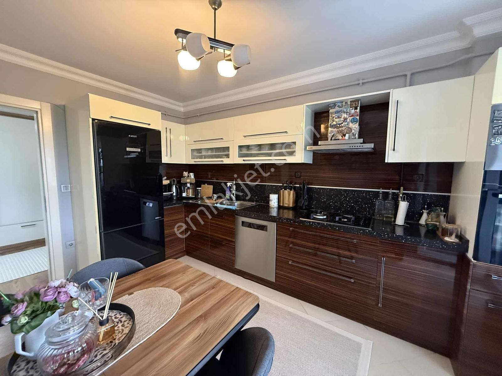 İzmit Plajyolu Satılık 3+1 Geniş Lüks Dubleks Daire — fotoğraf 7
