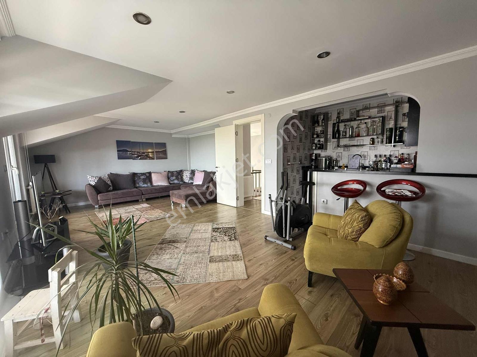 İzmit Plajyolu Satılık 3+1 Geniş Lüks Dubleks Daire — fotoğraf 11