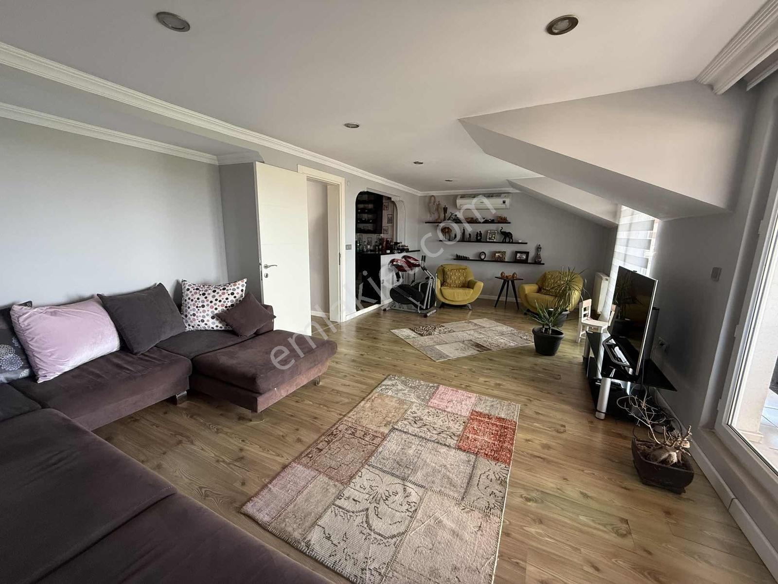 İzmit Plajyolu Satılık 3+1 Geniş Lüks Dubleks Daire — fotoğraf 12