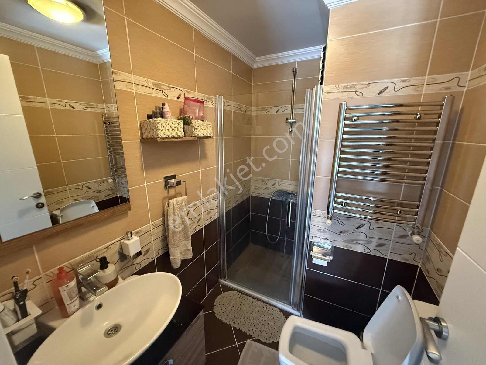 İzmit Plajyolu Satılık 3+1 Geniş Lüks Dubleks Daire — fotoğraf 13