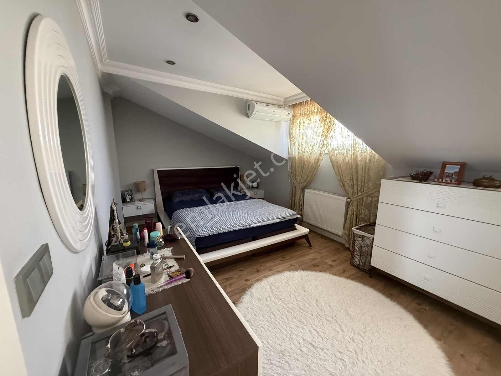 İzmit Plajyolu Satılık 3+1 Geniş Lüks Dubleks Daire — fotoğraf 16